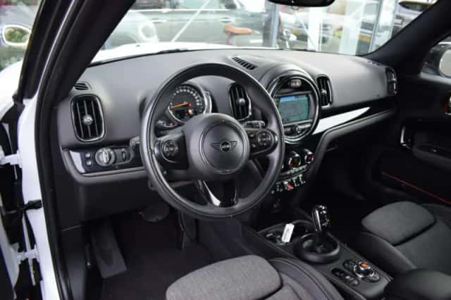 MINI Countryman (2019) thumbnail 4