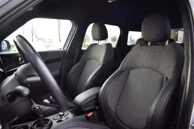 MINI Countryman (2019) thumbnail 5