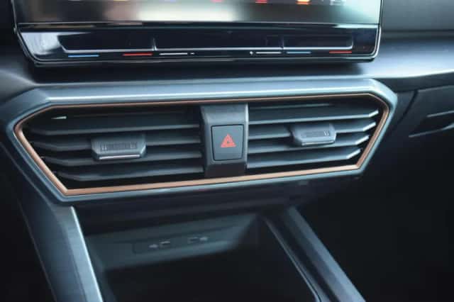 CUPRA Formentor (2022) thumbnail 20