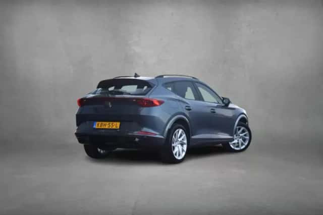 CUPRA Formentor (2022) thumbnail 3