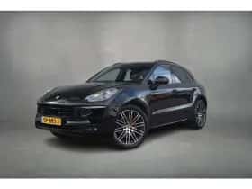 Porsche Macan (2018) thumbnail 2