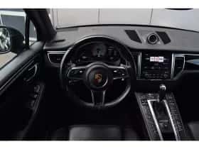 Porsche Macan (2018) thumbnail 13