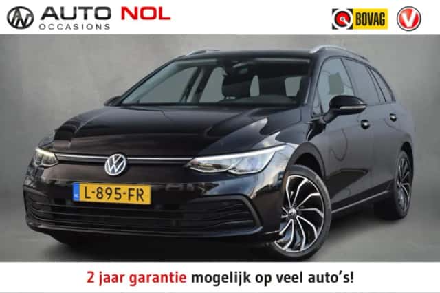 Volkswagen Golf (2021) thumbnail 1