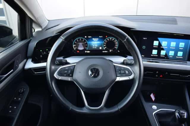 Volkswagen Golf (2021) thumbnail 14