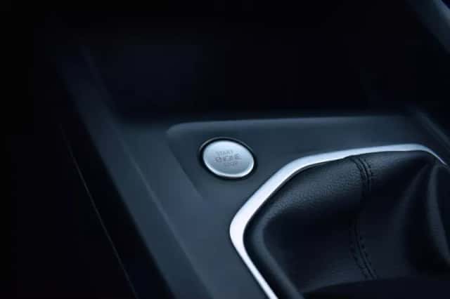 Volkswagen Golf (2021) thumbnail 18