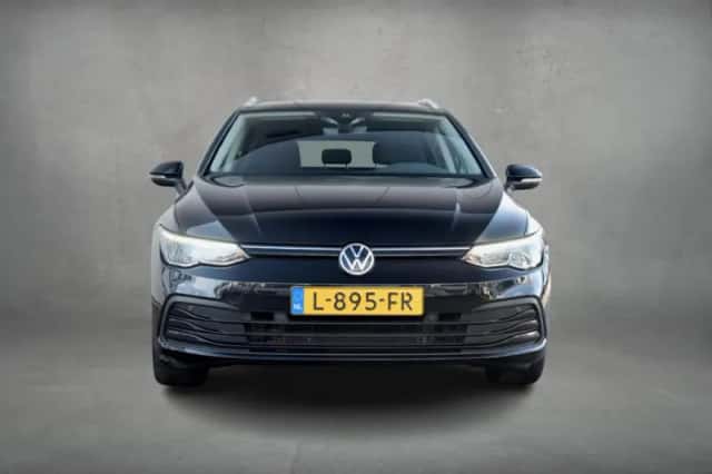 Volkswagen Golf (2021) thumbnail 8