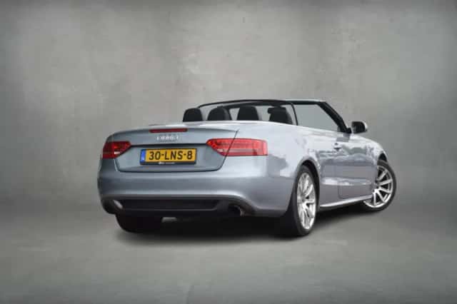 Audi A5 (2010) thumbnail 3