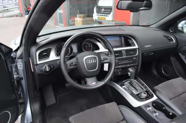 Audi A5 (2010) thumbnail 4