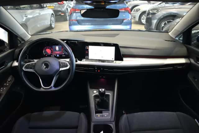 Volkswagen Golf (2021) thumbnail 12