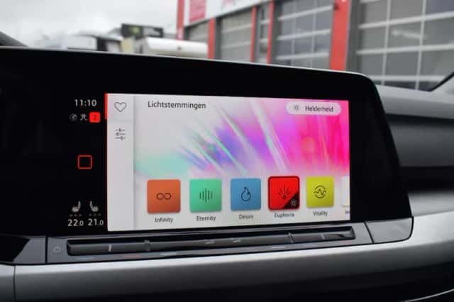 Volkswagen Golf (2021) thumbnail 15