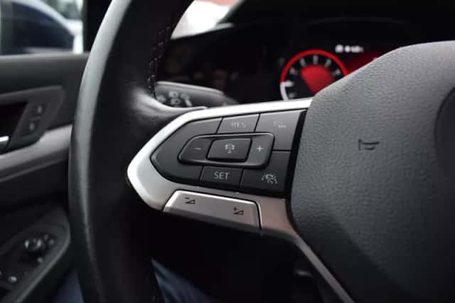 Volkswagen Golf (2021) thumbnail 19