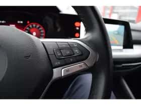 Volkswagen Golf (2021) thumbnail 21
