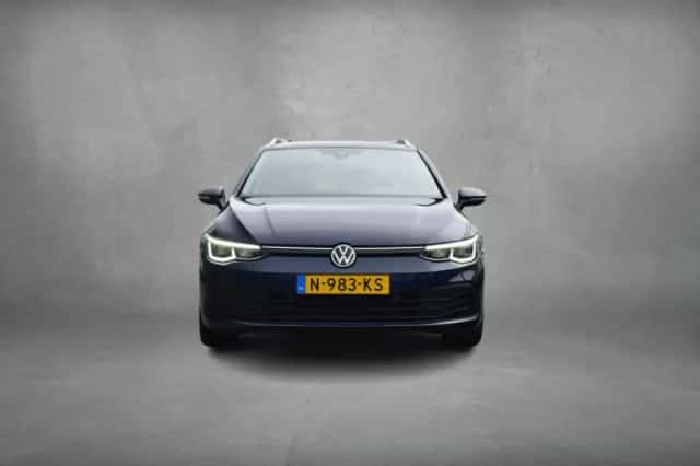 Volkswagen Golf (2021) thumbnail 8
