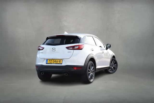 Mazda CX-3 (2017) thumbnail 3