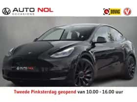 Tesla Model Y (2023)
