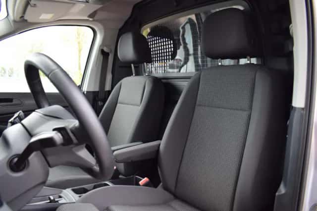 Volkswagen Caddy (2023) thumbnail 5