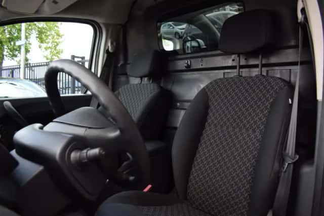 Renault Kangoo (2012) thumbnail 5