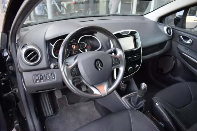 Renault Clio (2016) thumbnail 4