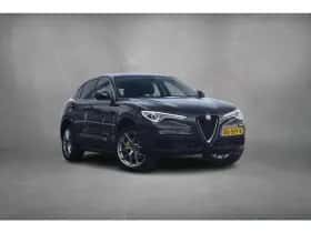 Alfa Romeo Stelvio (2017) thumbnail 35
