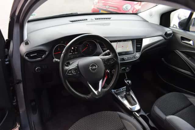 Opel Crossland X (2018) thumbnail 4