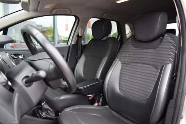Renault Captur (2017) thumbnail 5