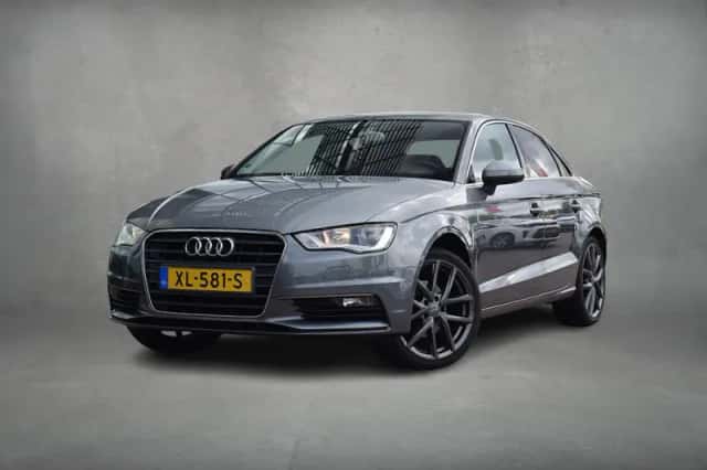 Audi A3 (2014) thumbnail 2