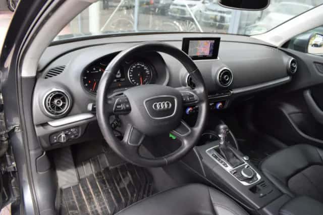 Audi A3 (2014) thumbnail 4