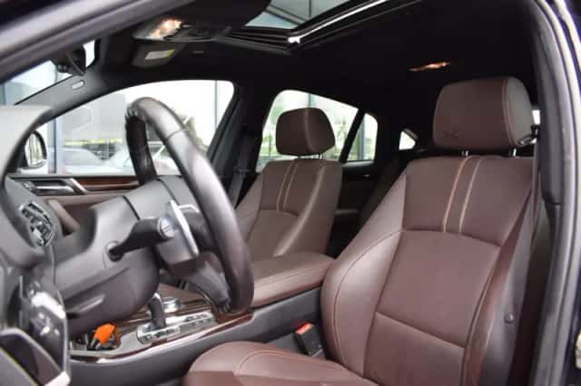 BMW X4 (2017) thumbnail 5