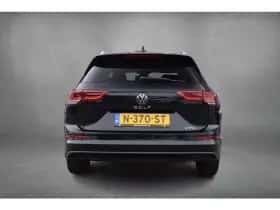 Volkswagen Golf (2022) thumbnail 9