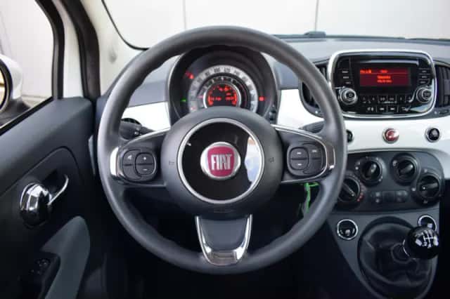 Fiat 500 (2017) thumbnail 15