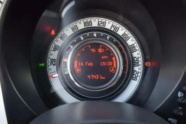 Fiat 500 (2017) thumbnail 16