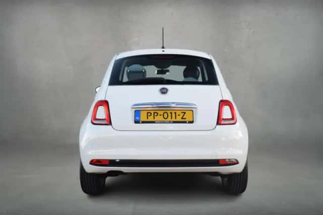 Fiat 500 (2017) thumbnail 9