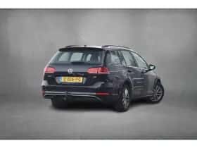 Volkswagen Golf thumbnail 3