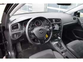 Volkswagen Golf thumbnail 4