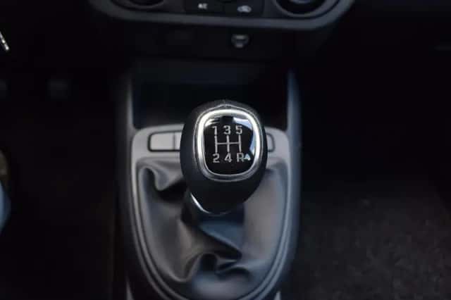 Hyundai i10 (2021) thumbnail 17