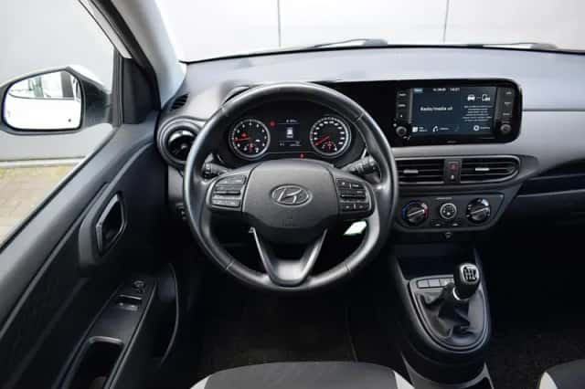 Hyundai i10 (2021) thumbnail 18