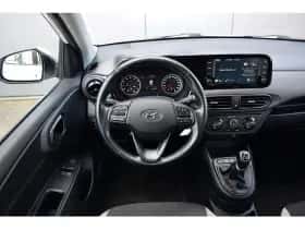 Hyundai i10 (2021) thumbnail 18