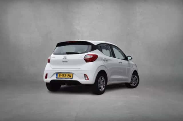 Hyundai i10 (2021) thumbnail 3