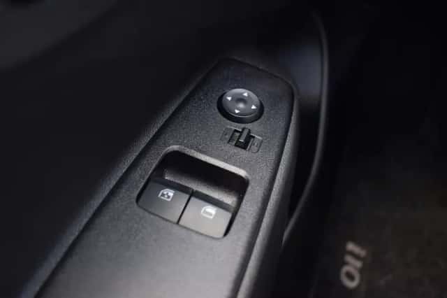 Hyundai i10 (2021) thumbnail 24