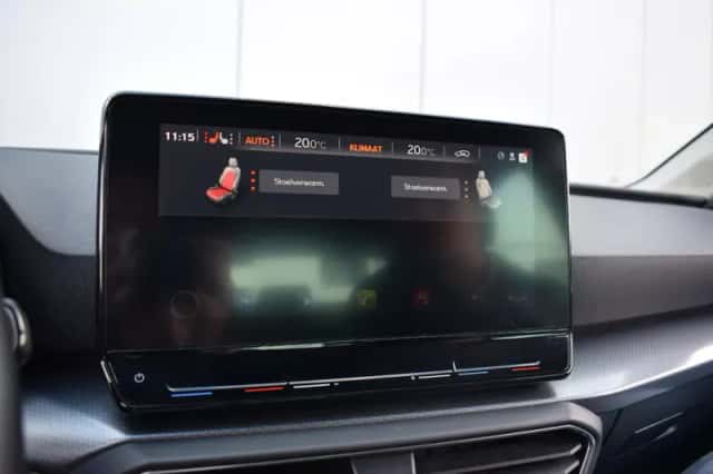 SEAT Leon (2020) thumbnail 16