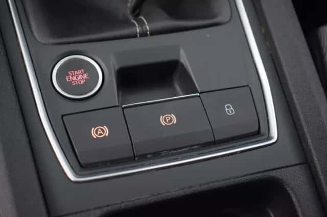 SEAT Leon (2020) thumbnail 19