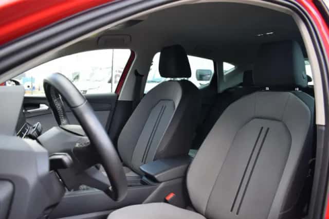 SEAT Leon (2020) thumbnail 5
