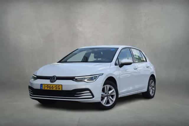 Volkswagen Golf (2020) thumbnail 2