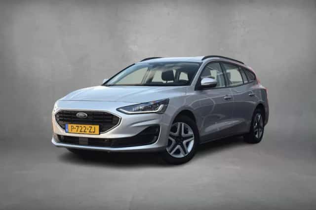 Ford Focus (2022) thumbnail 2