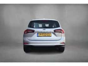 Ford Focus (2022) thumbnail 9
