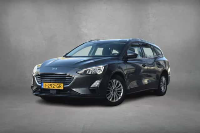 Ford Focus (2020) thumbnail 2