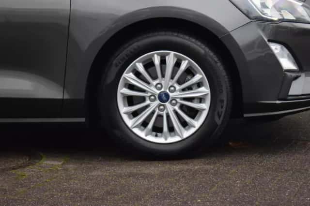 Ford Focus (2020) thumbnail 28