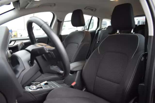 Ford Focus (2020) thumbnail 5