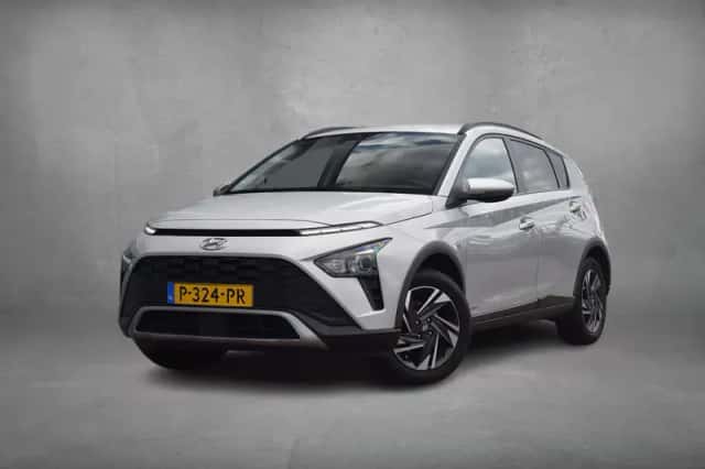 Hyundai Bayon (2022) thumbnail 2