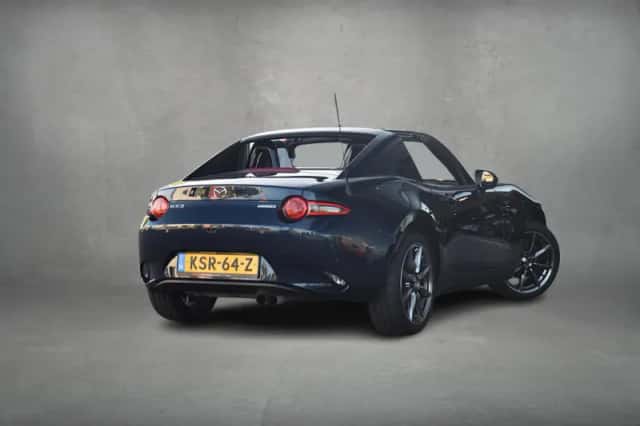Mazda MX-5 (2023) thumbnail 3